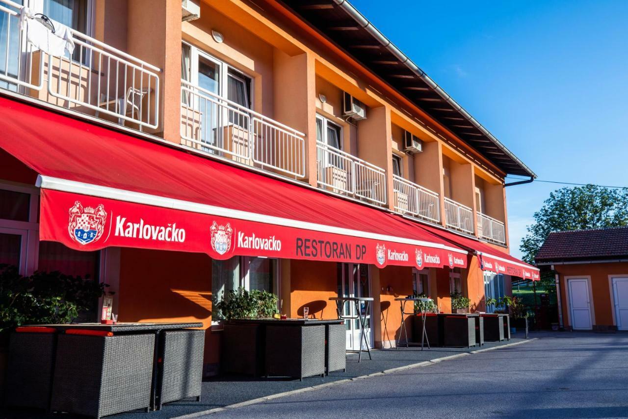 Bed And Breakfast Restaurant Dp Donji Zvecaj Exterior foto
